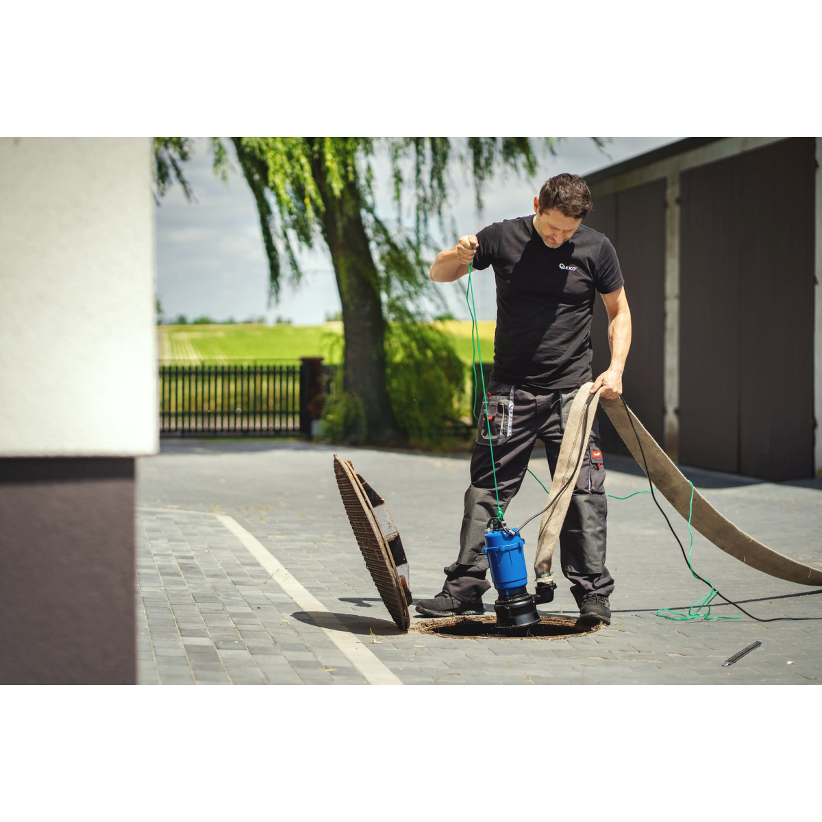 Iszapszivattyú zúzóval, 230V, 550W, Geko G81424 Előnézet 