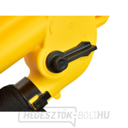 3000 W teljesítményű kerti porszívó és lombfúvó, GEKO G81070 márka Előnézet 