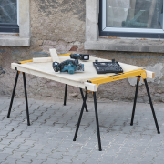 STRONGBOLD Superhorse H200 munkakecske Előnézet 