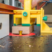 MICROJIG MATCHFIT PRO fecskefarkú bilincskészlet vágószerszámmal és tartozékokkal MICROJIG MATCHFIT PRO fecskefarkú bilincskészlet vágószerszámmal és tartozékokkal náhled