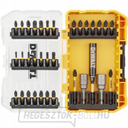 DeWALT DT70742T 33 darabos bitkészlet Előnézet 
