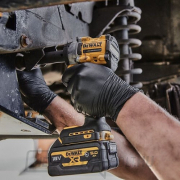 Akkumulátoros ütvecsavarozó akkumulátor nélkül DeWALT DCF921N Akkumulátoros ütvecsavarozó akkumulátor nélkül DeWALT DCF921N náhled