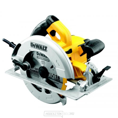 Kézi körfűrész 67 mm-es tokban DeWALT DWE575K Kézi körfűrész 67 mm-es tokban DeWALT DWE575K gallery main image