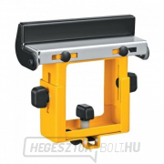 DeWALT DE7024 munkadarab-megállító alátét DeWALT DE7024 munkadarab-megállító alátét gallery main image