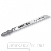 Fűrészlap fához és műanyaghoz 60mm-ig tiszta vágás 100mm-es szúrófűrészekhez 5db DeWALT DT2209 Fűrészlap fához és műanyaghoz 60mm-ig tiszta vágás 100mm-es szúrófűrészekhez 5db DeWALT DT2209 gallery main image