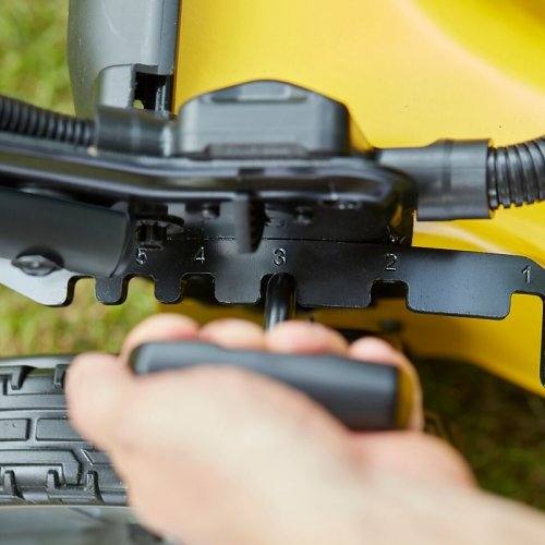 V60 akkumulátoros fűnyíró akkumulátor nélkül Stanley FatMax SFMCMW2653B Előnézet 