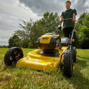 V60 akkumulátoros fűnyíró akkumulátor nélkül Stanley FatMax SFMCMW2653B Előnézet 