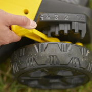 Akkumulátoros fűnyíró 2xV20 18V 2x4,0Ah Stanley FatMax SFMCMW2651M náhled