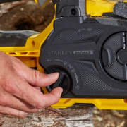 Akkumulátoros láncfűrész V20 18V 1x4,0Ah Stanley FatMax SFMCCS630M1 Akkumulátoros láncfűrész V20 18V 1x4,0Ah Stanley FatMax SFMCCS630M1 náhled