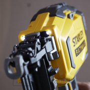 Akkus szegezőgép V20 18V 2x2,0Ah Stanley FatMax SFMCN616D2K Akkus szegezőgép V20 18V 2x2,0Ah Stanley FatMax SFMCN616D2K náhled