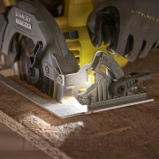 Akkus körfűrész V20 18V akkumulátor nélkül Stanley FatMax SFMCS550B náhled