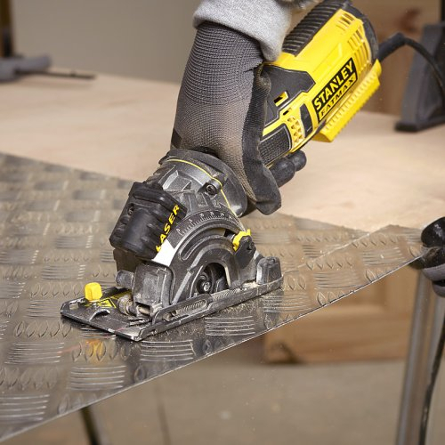 Stanley FatMax FME380K univerzális körfűrész Előnézet 