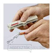 125 mm-es lecsiszolószerszám adatkábelekhez Knipex 16 65 125 SB náhled