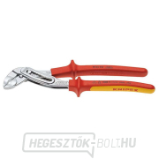 Vízvezeték fogó Alligator 250 mm KNIPEX 88 06 250 - 1000V. Krómozott, többkomponensű VDE hüvelyek Vízvezeték fogó Alligator 250 mm KNIPEX 88 06 250 - 1000V. Krómozott, többkomponensű VDE hüvelyek gallery main image