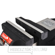 Professzionális satu 6