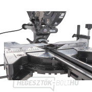 Gérdfűrész előtolással 1700W 210mm (1) náhled