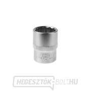 12-es számú csatlakozóaljzat. 1/2 12-es számú csatlakozóaljzat. 1/2