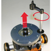 CMT 8E 1000 W maró, 8 és 12 mm-es befogópatron náhled