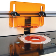 CMT maróasztal  CMT maróasztal  náhled