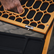 Multifunkcionális összecsukható asztal és platform STRONGBOLD StrongBench B910 Multifunkcionális összecsukható asztal és platform STRONGBOLD StrongBench B910 náhled