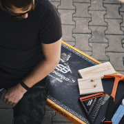 Multifunkcionális összecsukható asztal és platform STRONGBOLD StrongBench B910 Multifunkcionális összecsukható asztal és platform STRONGBOLD StrongBench B910 náhled