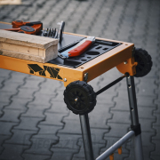 Multifunkcionális összecsukható asztal és platform STRONGBOLD StrongBench B910 Multifunkcionális összecsukható asztal és platform STRONGBOLD StrongBench B910 náhled