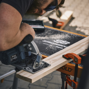 Multifunkcionális összecsukható asztal és platform STRONGBOLD StrongBench B910 náhled
