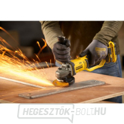 Akkumulátoros sarokcsiszoló V20 18V akkumulátor nélkül Stanley FatMax SFMCG300B Akkumulátoros sarokcsiszoló V20 18V akkumulátor nélkül Stanley FatMax SFMCG300B náhled