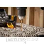 100 darabos fúró és fúrószerszám készlet Stanley STA88548 náhled