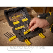 31 darabos titán/fa/fa fúrószerszám készlet, csavarhúzó bitek, mágneses bit tartó, süllyesztő Stanley STA88550 náhled