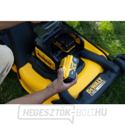 Akkumulátoros fűnyíró 2x18V 2x8,0 Ah DeWALT DCMWP134W2 Akkumulátoros fűnyíró 2x18V 2x8,0 Ah DeWALT DCMWP134W2 náhled