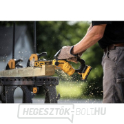 Akkumulátoros metszőfűrész 20cm 18V 1x5,0Ah DeWALT DCMPS520P1 Akkumulátoros metszőfűrész 20cm 18V 1x5,0Ah DeWALT DCMPS520P1 náhled