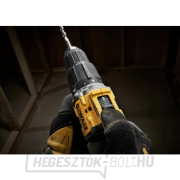Akkus ütvefúró XR Li-Ion 18V/2x5,0Ah a 100 éves évfordulóra DeWALT DCD100YP2T DCD100YP2T náhled