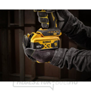 Akkus ütvefúró XR Li-Ion 18V/2x5,0Ah a 100 éves évfordulóra DeWALT DCD100YP2T DCD100YP2T náhled