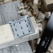 Rakuda rozsdamentes acél vezető 2x4 japán fűrésszel való vágáshoz Rakuda rozsdamentes acél vezető 2x4 japán fűrésszel való vágáshoz náhled