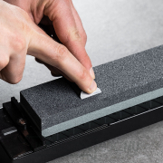 Japán vízcsiszoló kő E-VALUE - 120 és 220 szemcseméretű Japán vízcsiszoló kő E-VALUE - 120 és 220 szemcseméretű náhled