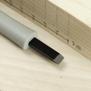 Japán faragó mini-véső MARUICHI lapos pengével - 7,5 mm Előnézet 