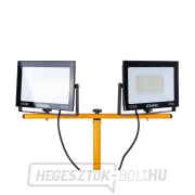 2x100W LED reflektor teleszkópos állvánnyal és kábellel - hideg fehér szín 6500K (1) náhled
