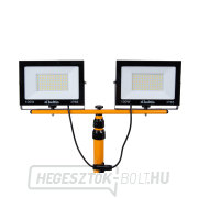 2x100W LED reflektor teleszkópos állvánnyal és kábellel - semleges fehér színű 4500K (1) náhled