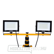 2x50W LED-es reflektor teleszkópos építőállvánnyal és kábellel - hideg fehér színű 6500K (1) náhled