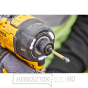 Akkus ütvecsavarozó DEWALT DCF870NT 18V XR, akkumulátor és töltő nélkül, Tstak tok Akkus ütvecsavarozó DEWALT DCF870NT 18V XR, akkumulátor és töltő nélkül, Tstak tok náhled