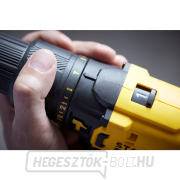 Akkus fúrókalapács Stanley V20, 2x2,0Ah, töltő, tok Akkus fúrókalapács Stanley V20, 2x2,0Ah, töltő, tok náhled