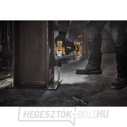 Akkus ütvecsavarozó nagy nyomatékkal DeWALT DCF961H2G 18V, 2x5Ah, töltő, PUR Akkus ütvecsavarozó nagy nyomatékkal DeWALT DCF961H2G 18V, 2x5Ah, töltő, PUR náhled