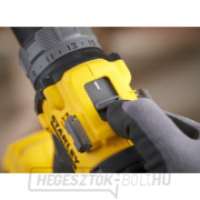 Akkus fúrógép V20 18V 2x2,0Ah Stanley FatMax SFMCD725D2K náhled