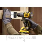 Akkus fúrógép ütvecsavarozóval V20 18V 2x2,0Ah Stanley FatMax SFMCD726D2K náhled