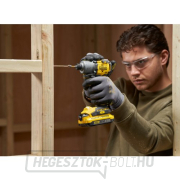 Akkumulátoros ütvecsavarozó V20 18V 2x2,0Ah Stanley FatMax SFMCF830D2K náhled