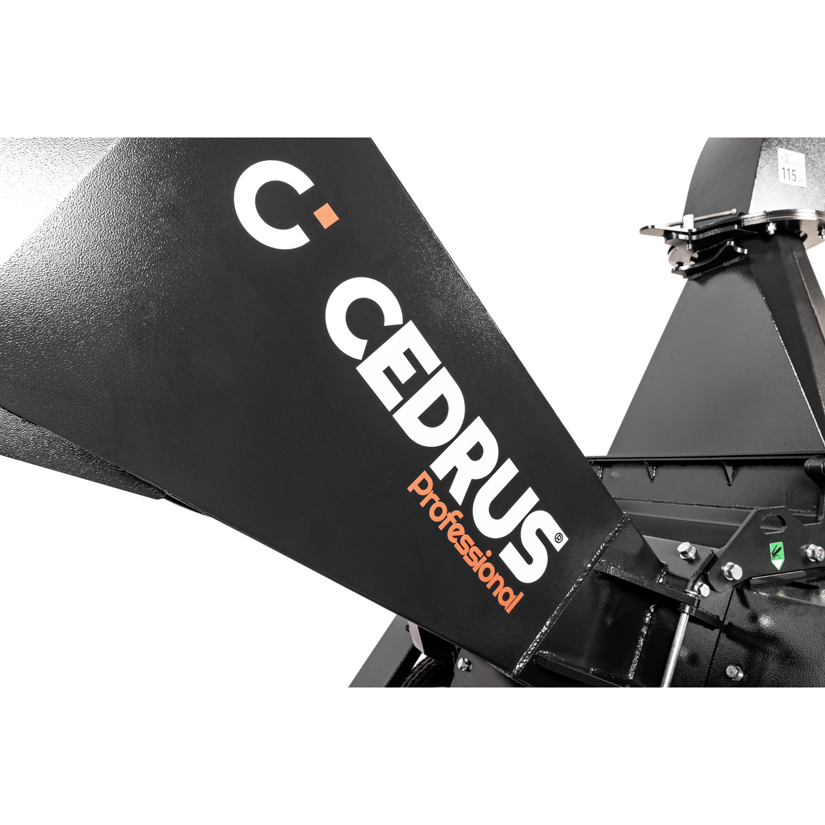 Hahn & Sohn Cedrus R13 - professzionális vontatott ágaprító 18 kW-os Loncin benzinmotorral Előnézet 