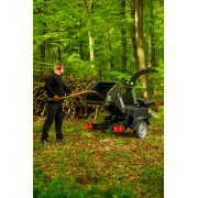 Hahn & Sohn Cedrus R13 - professzionális vontatott ágaprító 18 kW-os Loncin benzinmotorral náhled