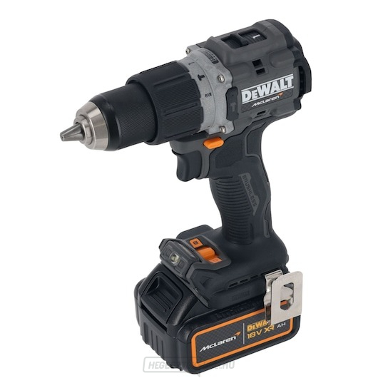 DEWALT x McLaren F1 Team 18 V-os XR szénkefe nélküli ütvefúró - 1 × 4 Ah akkumulátor + töltő
