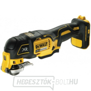 DeWALT DCS355N akkus oszcilláló csiszoló (18V/akkumulátor nélkül) + 29 darabos tartozékkészlet Előnézet 